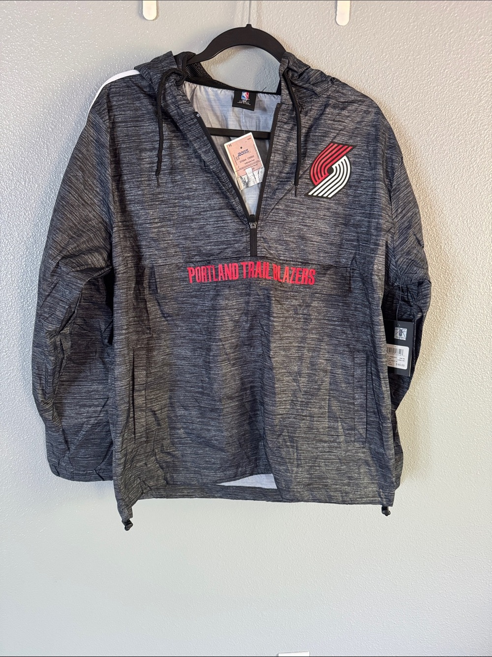 NBA Portland Trail Blazers Black & Red Hooded Pullover Windbreaker